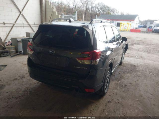 Subaru Forester Premium Image 6