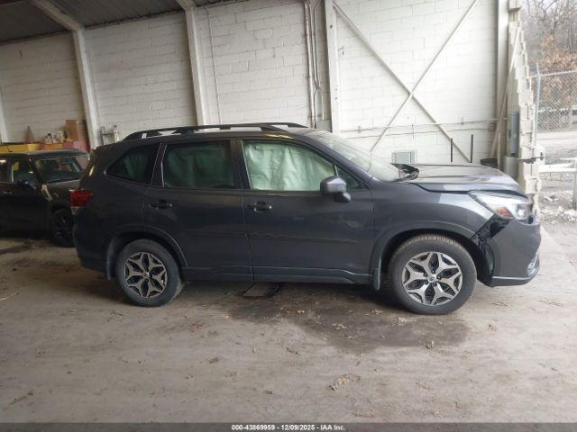 Subaru Forester Premium Image 11