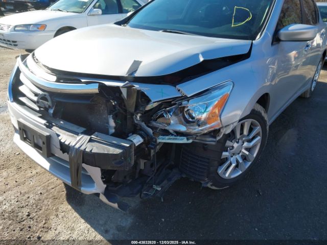 Nissan Altima Image 11