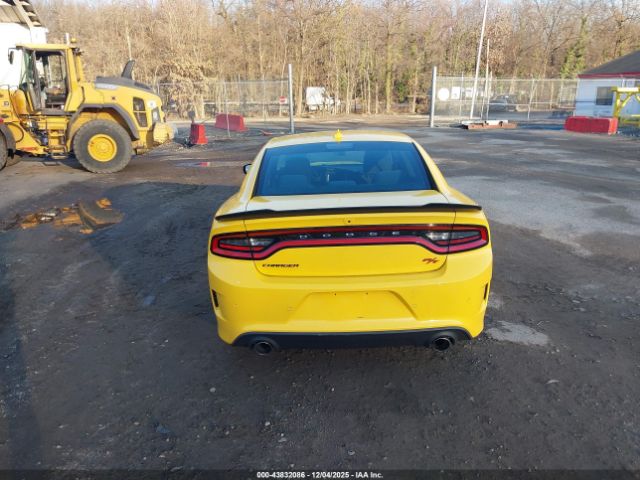 Dodge Charger Image 14