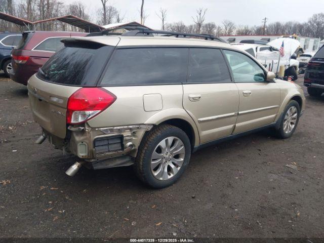 Subaru Outback 2.5i Limited Image 2