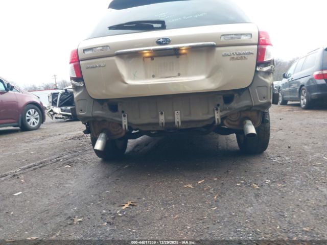 Subaru Outback 2.5i Limited Image 14