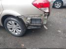 Subaru Outback 2.5i Limited Image 6