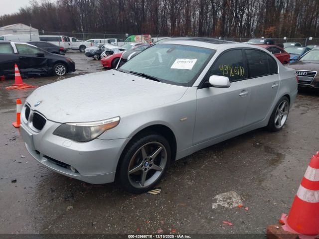 BMW 5 Series Image 5