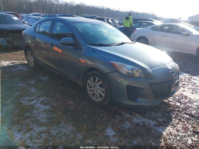  Salvage Mazda Mazda3