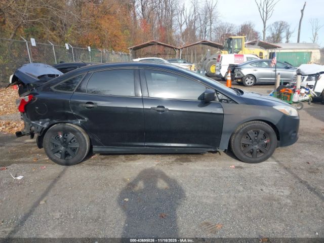 Ford Focus S Image 17