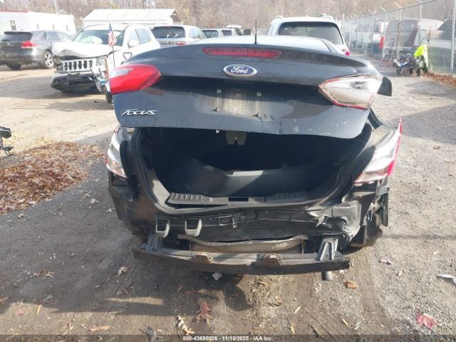 Ford Focus S Image 4