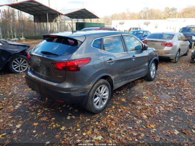 Nissan Rogue S Image 2