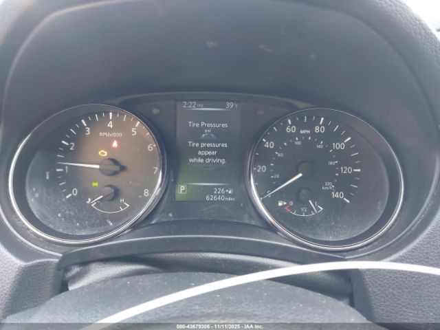 Nissan Rogue S Image 8