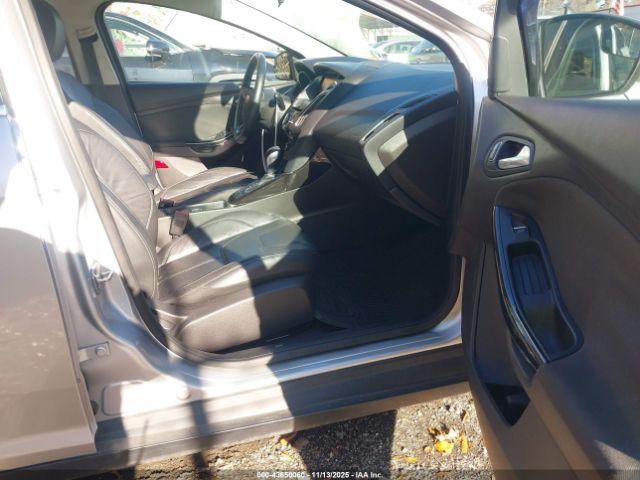 Ford Focus Titanium Image 4