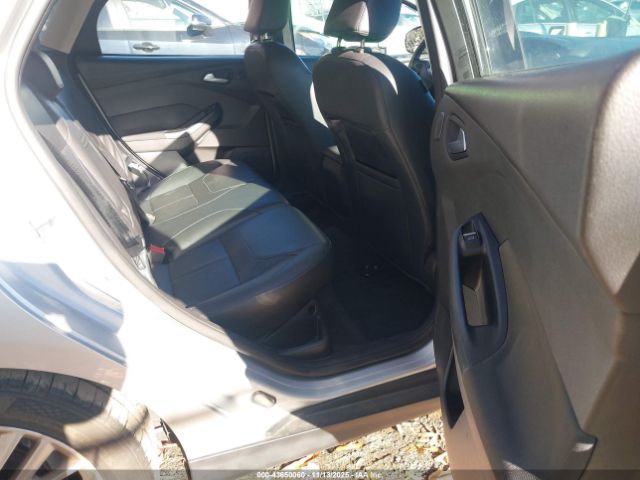 Ford Focus Titanium Image 6