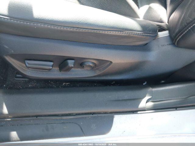 Toyota Camry Xse Image 9