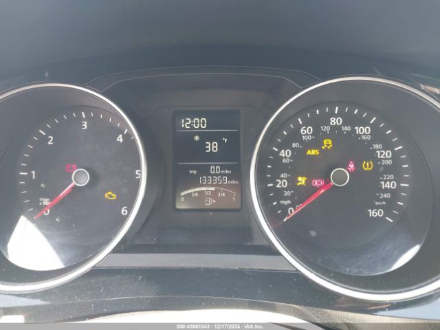 Volkswagen Jetta 2.0l Tdi Se Image 5