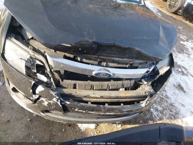 Ford Fusion S Image 2