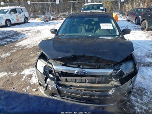 Ford Fusion S Image 8