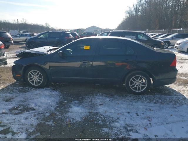 Ford Fusion S Image 9