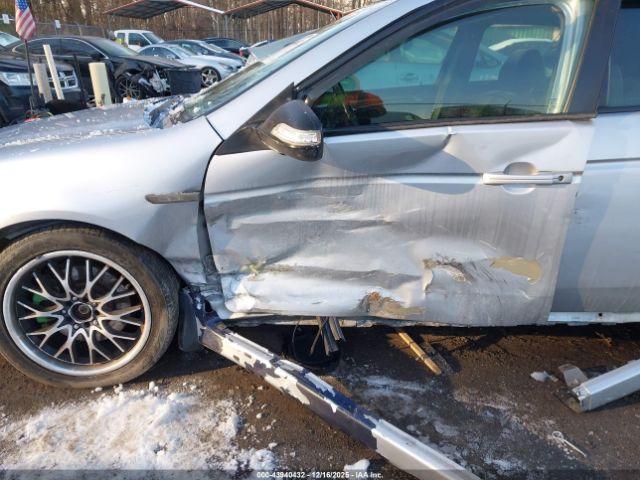 Acura TL 3.2 Image 6