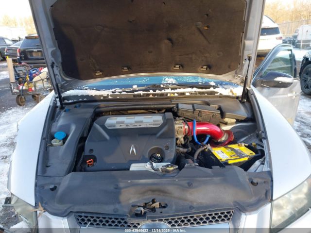 Acura TL 3.2 Image 8