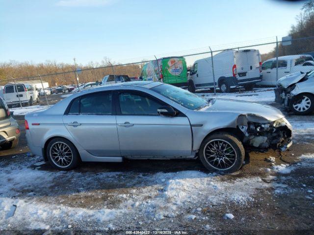 Acura TL 3.2 Image 14