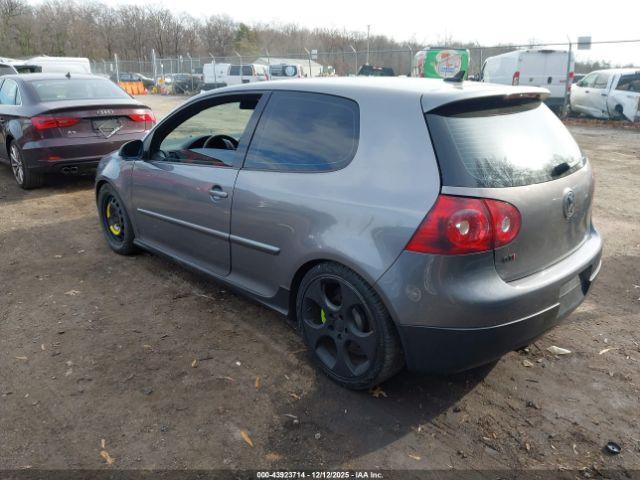 Volkswagen GTI Image 4
