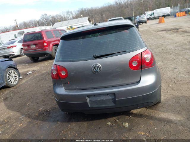 Volkswagen GTI Image 15