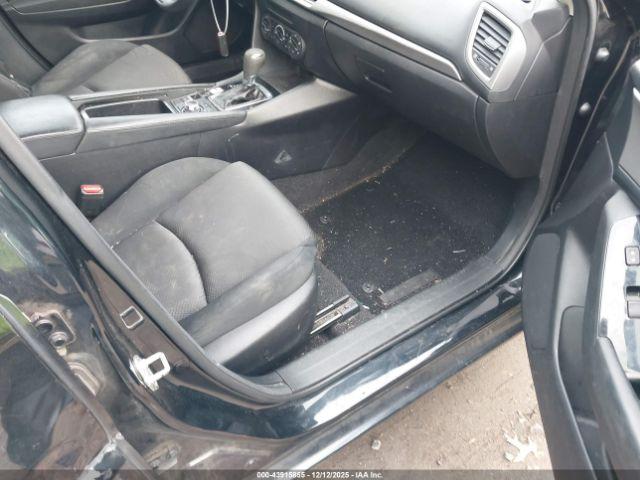 Mazda Mazda3 Sport Image 8