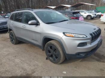  Salvage Jeep Cherokee