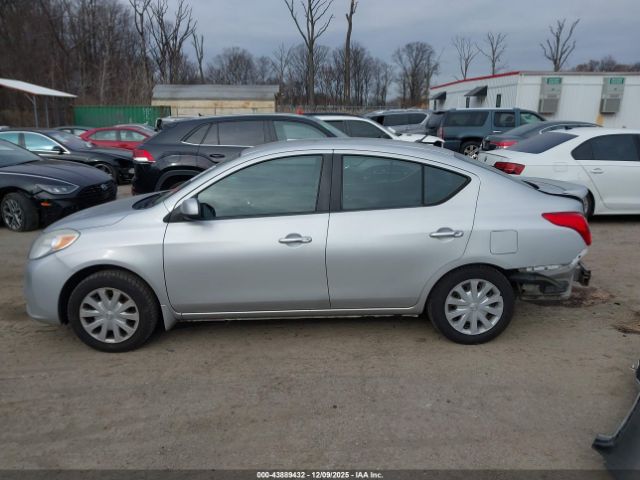 Nissan Versa 1.6 Sv Image 6
