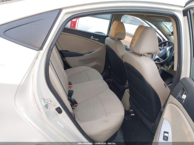 Hyundai ACCENT Se Image 3