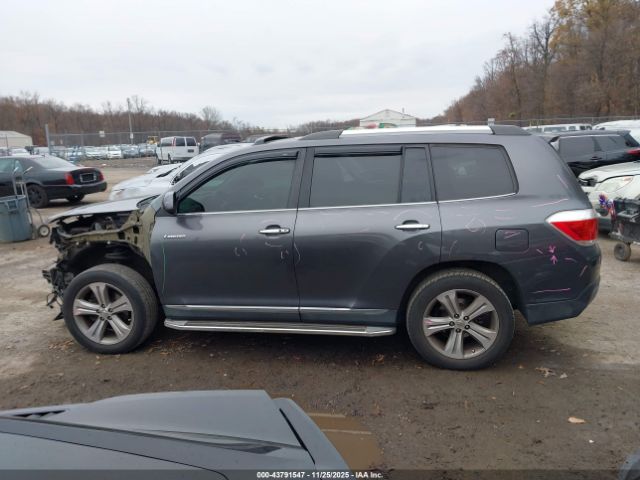 Toyota Highlander Limited V6 Image 12