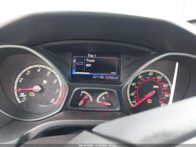 Ford Focus St Image 16