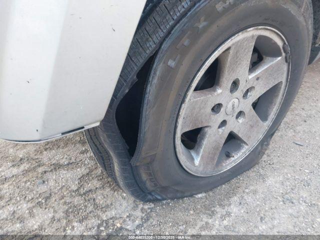 Jeep Grand Cherokee Limited Image 10