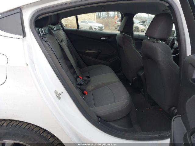 Chevrolet Cruze Lt Image 10