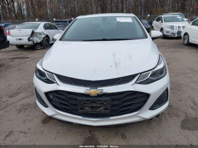 Chevrolet Cruze Lt Image 12