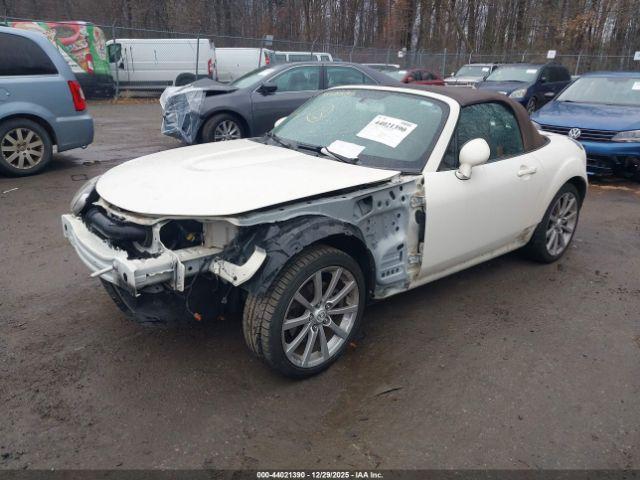 Mazda Mx-5 Grand Touring Image 4