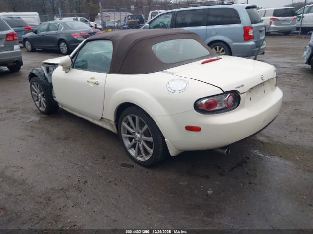 Mazda Mx-5 Grand Touring Image 2