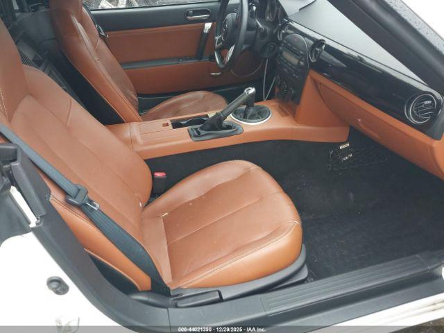 Mazda Mx-5 Grand Touring Image 9