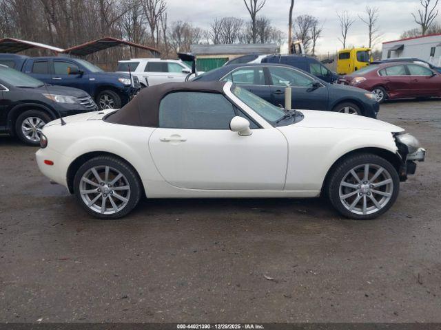 Mazda Mx-5 Grand Touring Image 18