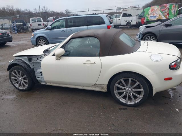 Mazda Mx-5 Grand Touring Image 15