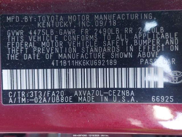 Toyota Camry Le Image 7