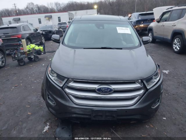 Ford Edge Titanium Image 14