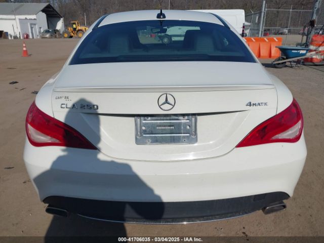 Mercedes-Benz Cla-class 4matic Image 3