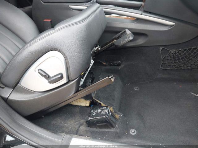 Mercedes-Benz M-Class 4matic Image 6