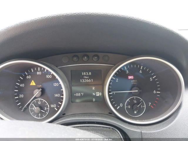 Mercedes-Benz M-Class 4matic Image 13