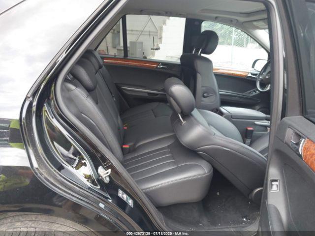 Mercedes-Benz M-Class 4matic Image 9