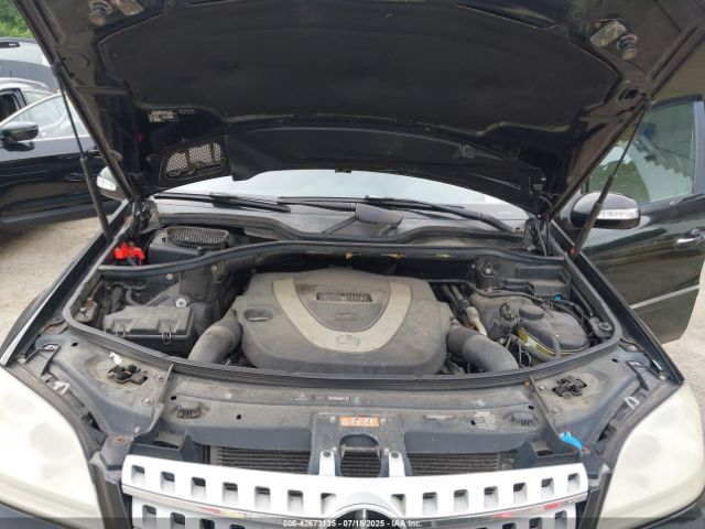 Mercedes-Benz M-Class 4matic Image 5