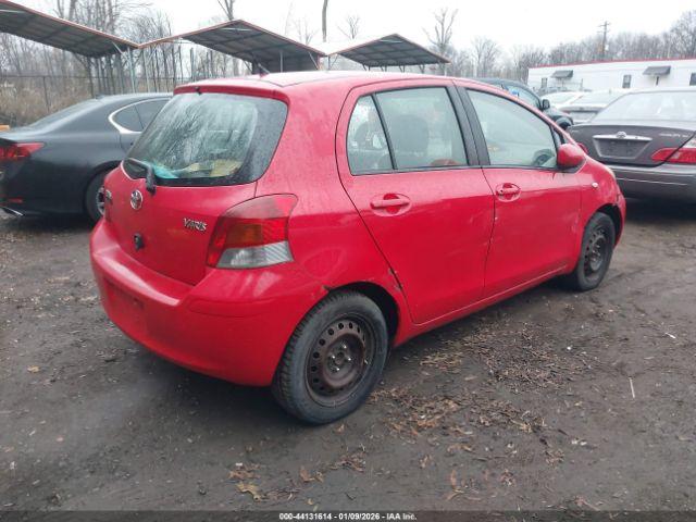 Toyota Yaris Image 14