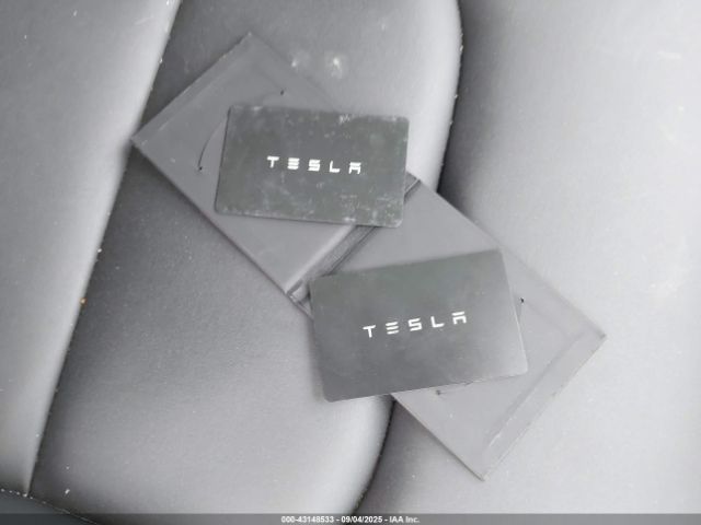 Tesla Model Y Long Range Dual Motor All-wheel Drive Image 12